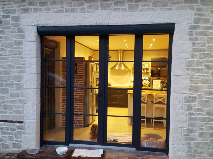 porte-fenetre-pvc-structure-anthracite