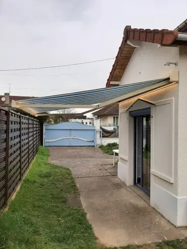 eclairage-store-exterieur